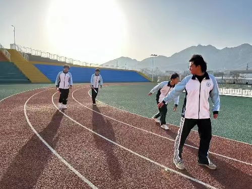 1703862232121216.jpg 40.jpg